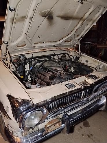 авто рага: ГАЗ 24 Volga: 1982 г., 2.5 л, Кол менен иштөөчү, Бензин, Седан — 2