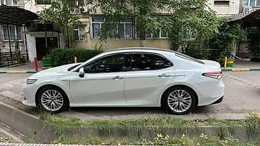купить мерс с: Toyota Camry: 2017 г., Вариатор, Гибрид, Седан — 8