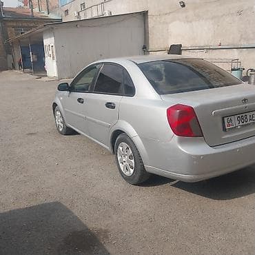 Транспорт: Daewoo Lacetti: 2004 г., 1.6 л, Механика, Бензин, Седан — 4