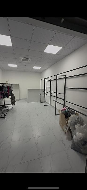 Торговое оборудование для одежды — комплект:Кассовый