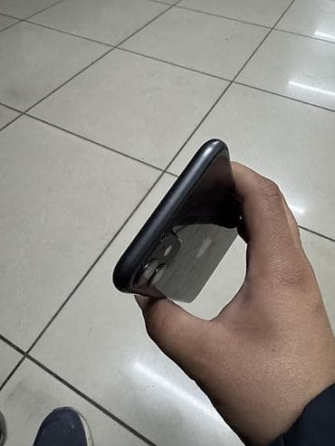 обменяю на айфон: IPhone 11, 128 ГБ, Черный, 100 % — 6