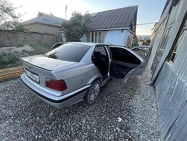 mercedes a class: BMW 3 series: 1993 г., 1.8 л, Механика, Бензин, Седан — 9