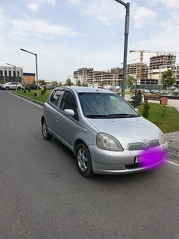 Продажа авто: Toyota Yaris: 2001 г., Автомат, Бензин, Хэтчбэк — 4