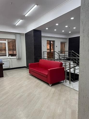 сдаю в аренду помещения: Аренда офисов, 400 м², С отдельным входом — 5
