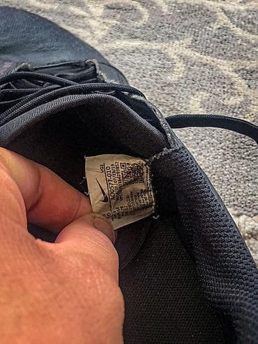 Юрты: Бутсы Nike Phantom Venom чёрного цвета Куплены из Америки, из — 2