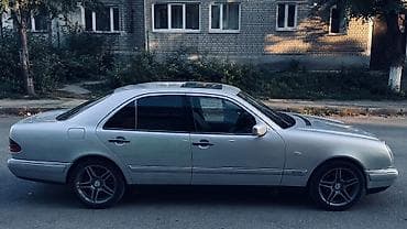 bvd e2: Mercedes-Benz E-Class: 1996 г., 3.2 л, Автомат, Бензин, Седан — 4