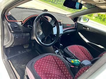 step rf1: Hyundai Solaris: 2014 г., 1.4 л, Автомат, Бензин, Седан — 3