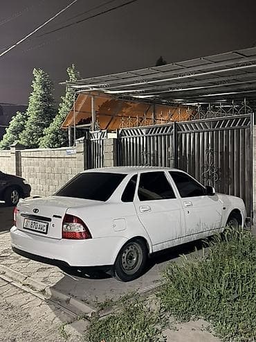 Унаа: ВАЗ (ЛАДА) Priora: 2013 г., Кол менен иштөөчү, Бензин, Седан — 6