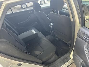 step rf3: Toyota Avensis: 2003 г., Автомат, Универсал — 3
