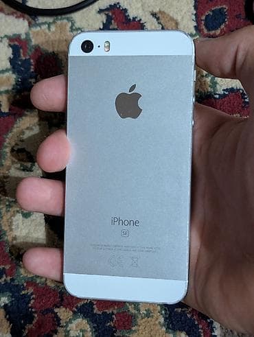айфон есие: IPhone SE, Б/у, 32 ГБ, Белый, Чехол, 10 % — 2