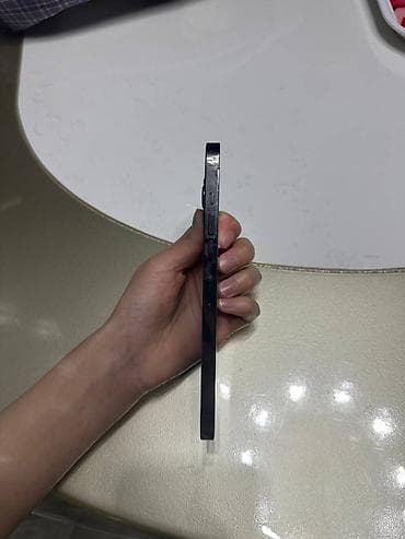 ipad pro 2: IPhone 13 Pro Max, Б/у, 512 ГБ, Графит, 77 % — 3