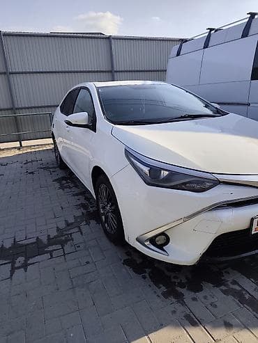 45: Toyota Corolla: 2017 г., 1.8 л, Вариатор, Гибрид, Седан — 3