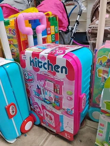 детский чемоданы: Игровой набор «Kitchen» 3-в-1 в чемоданчике - Тип: детская кухня в — 1