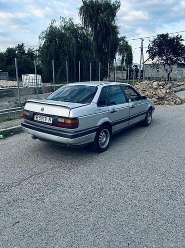 фоль: Volkswagen Passat: 1989 г. — 4