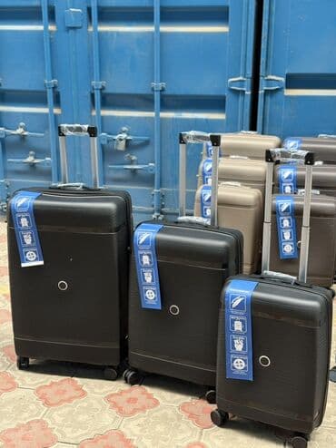 Киреге берилүүчү кийимдер: Тройка L M S = 5500 сом Двойка L + М = 4000 сом Двойка L + S = 3500 — 10