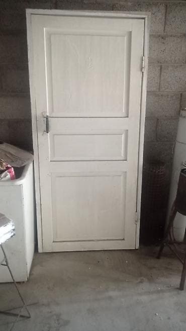 двери деревянные межкомнатные: Деревянная дверь межкомнатная, в хорошем состоянии, размер двер — 1