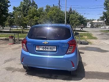 hyundai getz 2008: Chevrolet Spark: 2017 г., 1 л, Автомат, Бензин, Хэтчбэк — 3