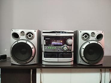 Наушники: Продаю недорого Pioneer музыкальный центр есть AUX есть и другие муз — 1