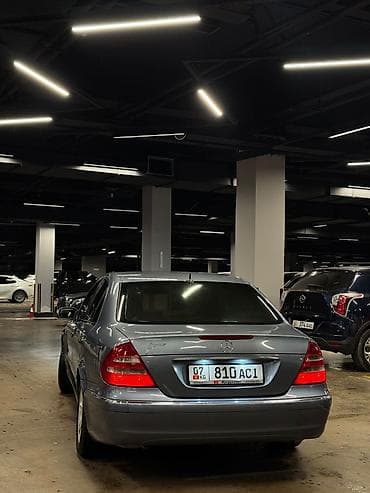m 111: Mercedes-Benz E-Class: 2002 г., 2.6 л, Автомат, Бензин, Седан — 1