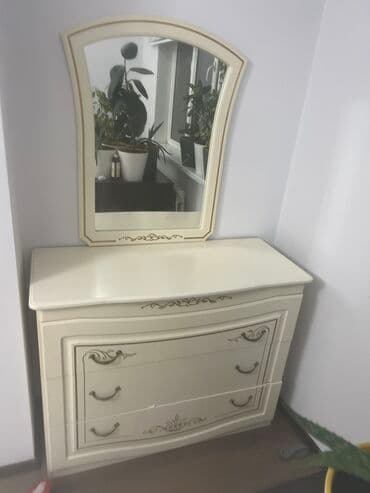 рабочий стол: Спальный гарнитур, Б/у, Двуспальная кровать, Шкаф, Тумба, ДСП, Самовывоз, цвет - Бежевый — 2