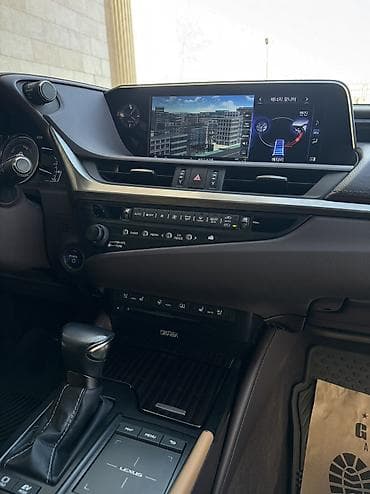 echo platz: Lexus ES: 2020 г., 2.5 л, Вариатор, Гибрид, Седан — 8