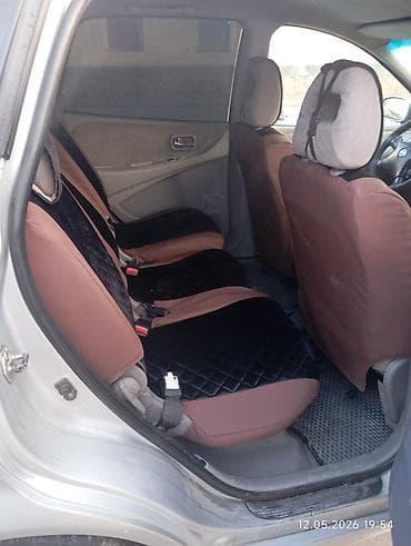 несия: Nissan Tino: 2001 г., 1.8 л, Механика, Бензин, Хэтчбэк — 7