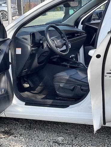 тойота приус с: Kia Niro: 2022 г., 1.6 л, Робот, Гибрид, Кроссовер — 7