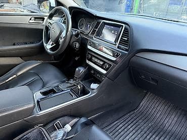 Hyundai Sonata: 2018 г., 2 л, Автомат, Газ, Седан — 9