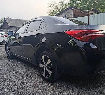 Продажа авто: Toyota Levin: 2019 г., 1.8 л, Электромобиль, Седан — 3