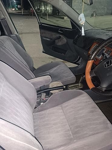 двигател на фит: Honda Civic: 2004 г., Седан — 8