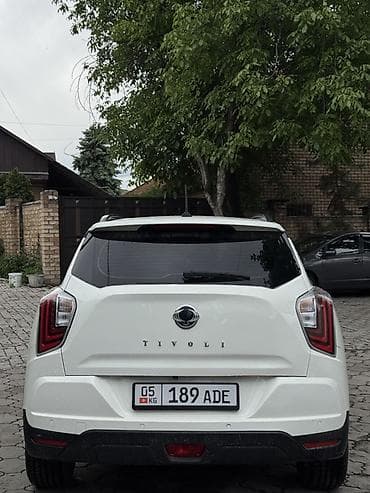 санион тиволи: Ssangyong Tivoli: 2020 г., 1.6 л, Автомат, Дизель, Кроссовер — 4