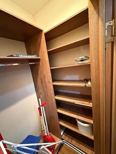 Полка для вещей и одежды, ЛДСП