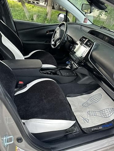 Toyota: Toyota Prius: 2021 г., 1.8 л, Автомат, Гибрид, Лифтбек — 8