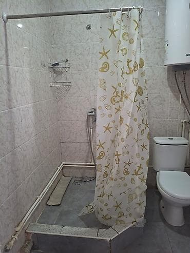 продаю комната: Сдается студия с отдельным санузлом и кухонной зоной Ак ордо 20000сом — 1