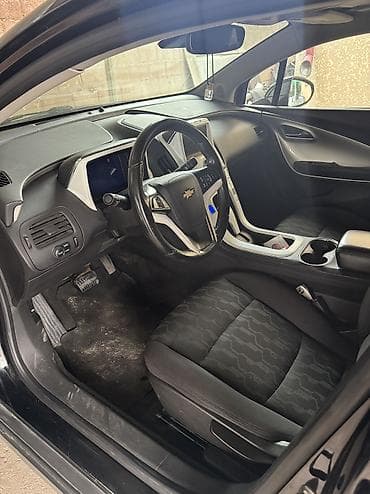 авто полотка: Chevrolet Volt: 2013 г., 1.4 л, Автомат, Электромобиль, Седан — 4