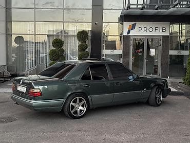 Продажа авто: Mercedes-Benz E-Class: 1993 г., 3.2 л, Автомат, Бензин, Седан — 7