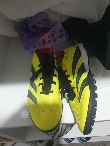 предаторы бутсы: Бутсы Adidas Predator ярко-желтого цвета с черными шнурками и — 3