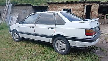 smart plus: Volkswagen Passat: 1988 г., 1.8 л, Механика, Бензин, Седан — 4