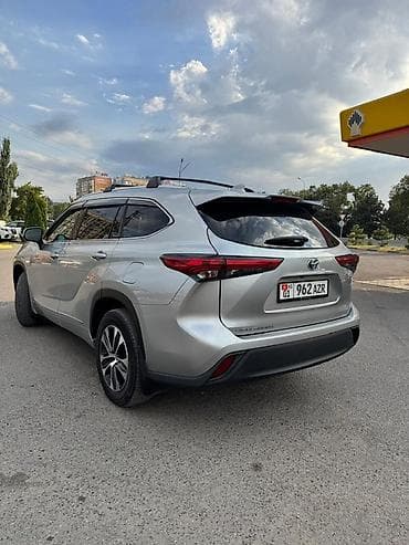 prius plus: Toyota Highlander: 2021 г., 2.5 л, Автомат, Гибрид, Кроссовер — 3