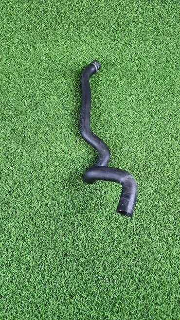 блок предохранителей: Патрубок Е60 е61 Год 20 757 В отличном состоянии, очень большой — 1