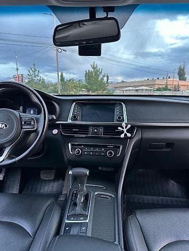 aida: Kia K5: 2017 г., Автомат, Бензин, Седан — 5