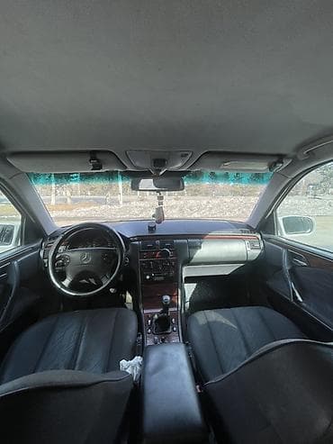 subaru autback: Mercedes-Benz E-Class: 2001 г., 2 л, Механика, Бензин, Седан — 10