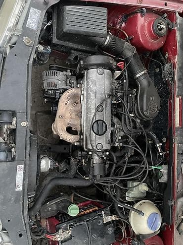 Volkswagen Golf: 1994 г., 1.4 л, Кол менен иштөөчү, Бензин — 6