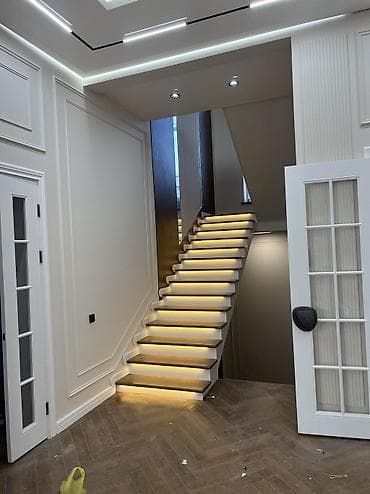 3 bedroom: Деревянная лестница Для дома, Форма лестницы: Прямая, Стиль: Классический — 6