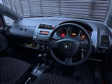 мотоцикл бензин: Honda Fit: 2002 г., 1.3 л, Автомат, Бензин, Хэтчбэк — 6