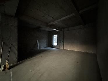 простой: Аренда офисов, 174 м², В жилом комплексе, 1 линия — 7