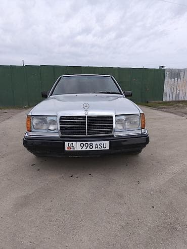 124 панель: Mercedes-Benz W124: 1988 г., Механика, Седан — 1