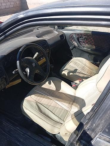 зеркало прадо: Nissan Primera: 1993 г., 1.6 л, Механика, Бензин, Седан — 4