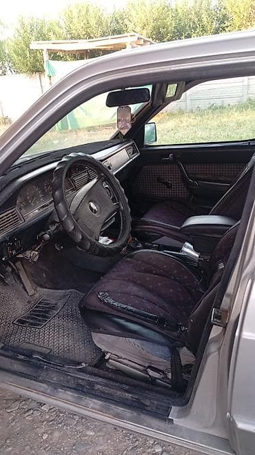 мерс 124 капот ешка: Mercedes-Benz 190: 1990 г., 2 л, Бензин, Седан — 7