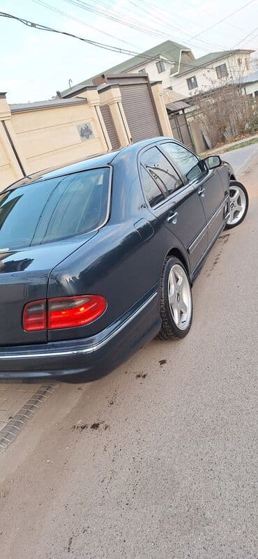 авто с последующим выкупом без первоначального взноса: Mercedes-Benz E-Class: 2001 г., 4.3 л, Автомат, Бензиновая, Седан — 4